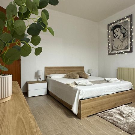 דירות אצ'י קטנה Casa Sole Sofie מראה חיצוני תמונה
