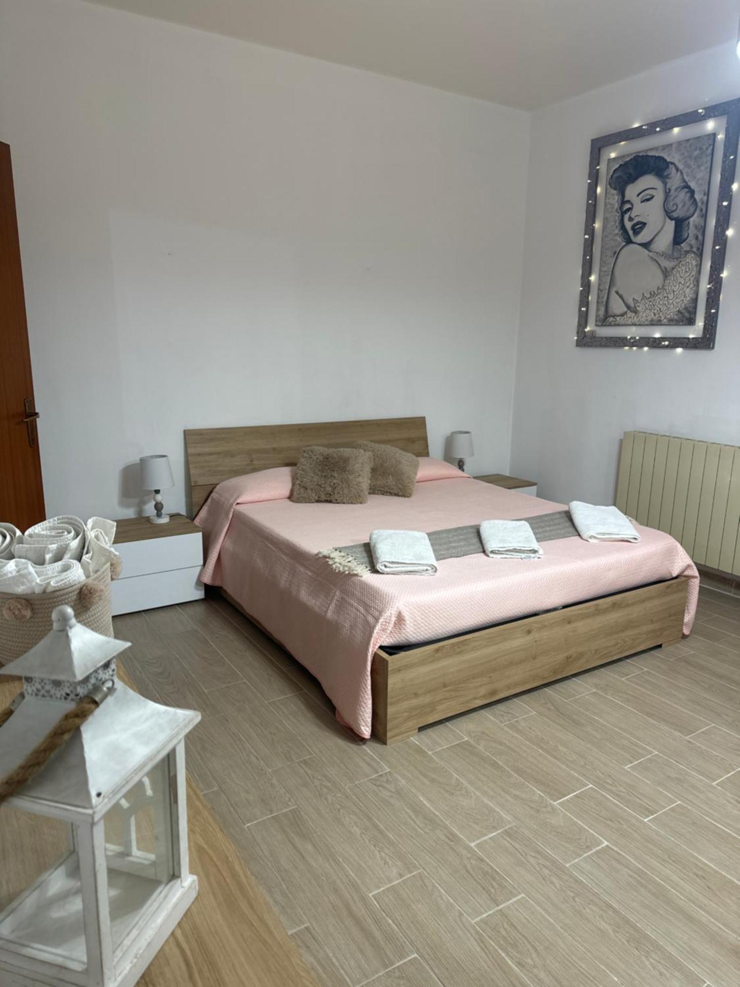 דירות אצ'י קטנה Casa Sole Sofie מראה חיצוני תמונה