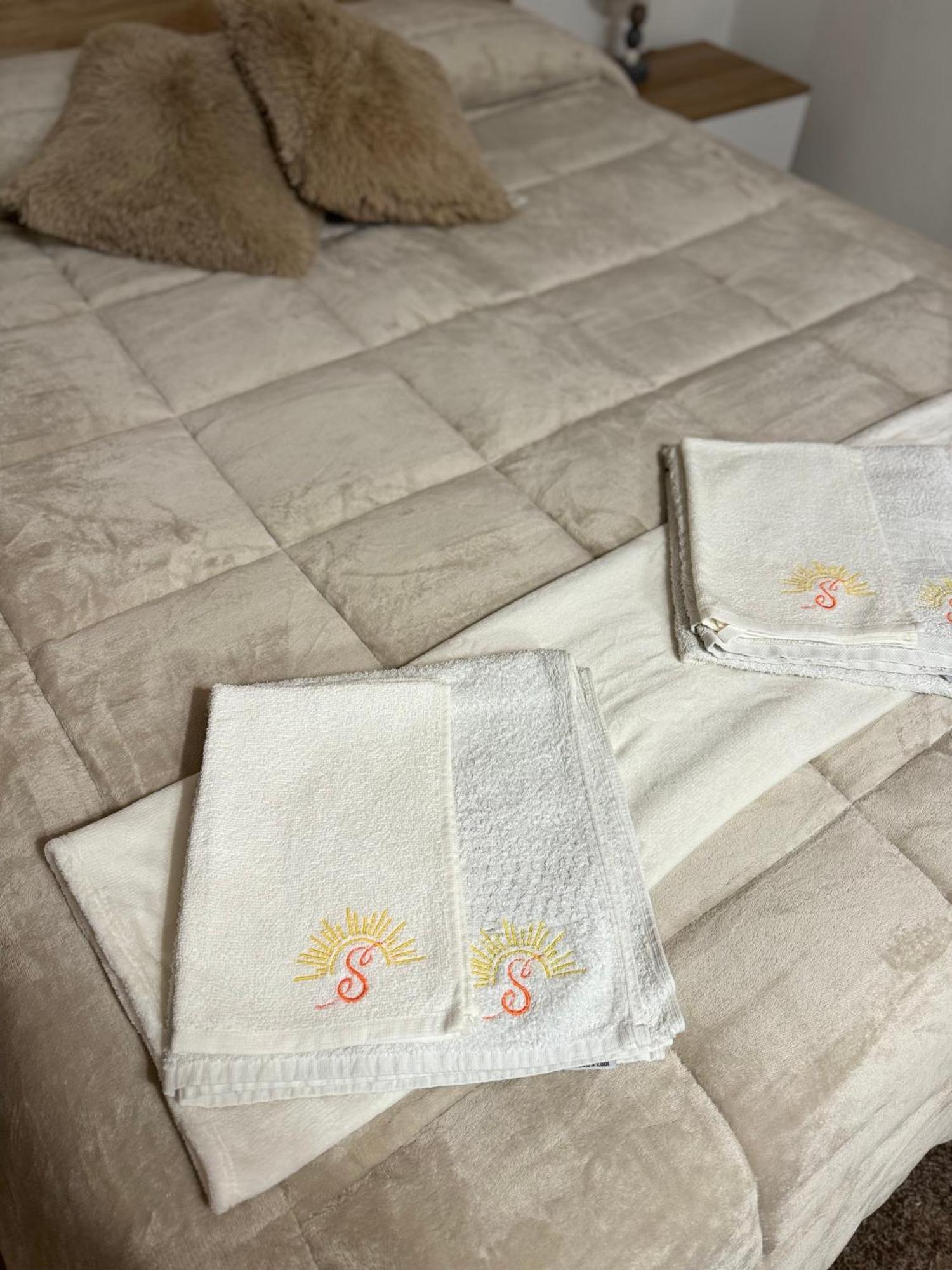 דירות אצ'י קטנה Casa Sole Sofie מראה חיצוני תמונה